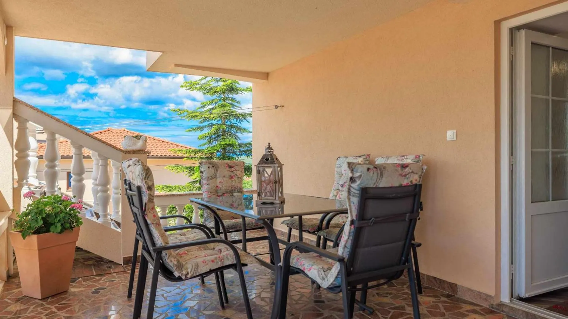 Apartment Apartman Toni Krk Town Croatia